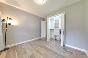 5 Wildwood Rd, Elk Grove Village, IL 60007 - Photo 17