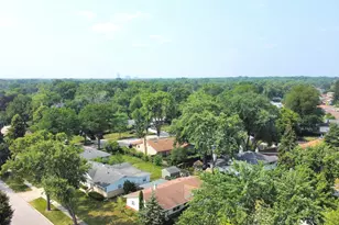 5 Wildwood Rd, Elk Grove Village, IL 60007 - Photo 37