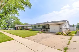 5 Wildwood Rd, Elk Grove Village, IL 60007 - Photo 35