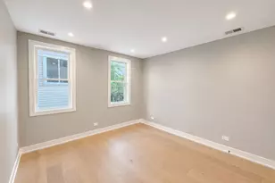1905 W Huron St, Chicago, IL 60622 - Photo 13