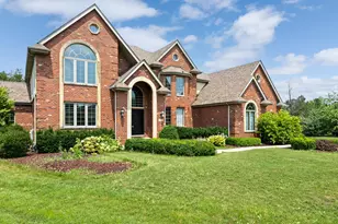 21588 Williamsburg Ct, Frankfort, IL 60423 - Photo 1