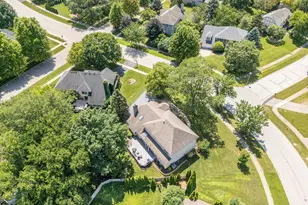6S115 New Castle Rd, Naperville, IL 60540 - Photo 45