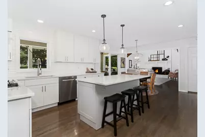 6S115 New Castle Road, Naperville, IL 60540 - Photo 5