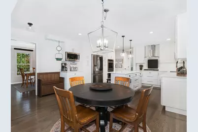 6S115 New Castle Road, Naperville, IL 60540 - Photo 9
