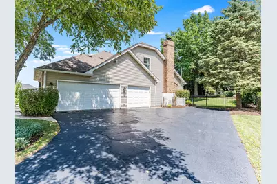 6S115 New Castle Road, Naperville, IL 60540 - Photo 3
