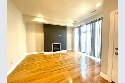 469 E Bowen Avenue #1, Chicago, IL 60653 - Photo 3