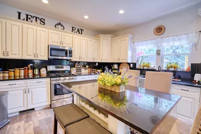 281 Fox Chase Drive N, Oswego, IL 60543 - Photo 17