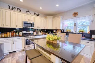 281 Fox Chase Dr N, Oswego, IL 60543 - Photo 17