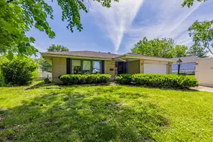 1161 E 171st Ct, South Holland, IL 60473 - Photo 3