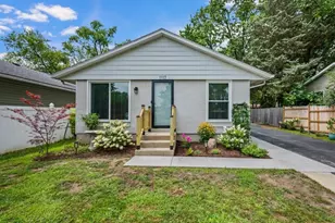 1112 Brentwood Dr, Round Lake Beach, IL 60073 - Photo 1