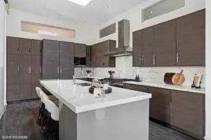 401 N Aberdeen St, Chicago, IL 60642 - Photo 5