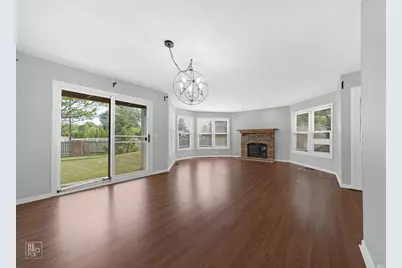 98 Willow Parkway #98, Buffalo Grove, IL 60089 - Photo 9