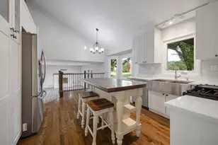 615 Chester Ct E, Aurora, IL 60504 - Photo 11