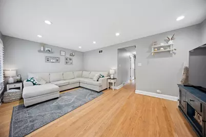 7331 W Clarence Avenue, Chicago, IL 60631 - Photo 3