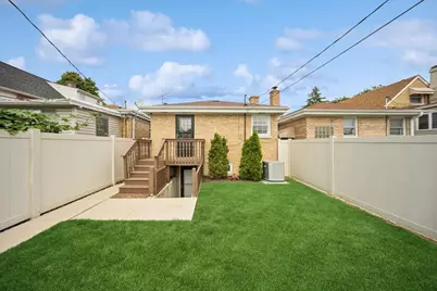 7331 W Clarence Avenue, Chicago, IL 60631 - Photo 23