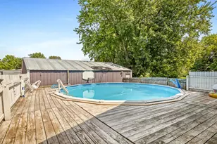 227 W South St, Franklin Grove, IL 61031 - Photo 23