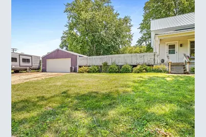 227 W South Street, Franklin Grove, IL 61031 - Photo 27