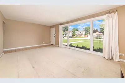 839 E Thacker Street, Des Plaines, IL 60016 - Photo 5