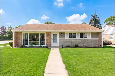 839 E Thacker Street, Des Plaines, IL 60016 - Photo 1