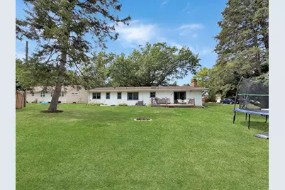 1429 Bolkinwood Drive, Freeport, IL 61032 - Photo 35