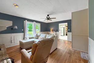 1429 Bolkinwood Dr, Freeport, IL 61032 - Photo 21