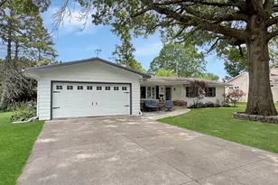 1429 Bolkinwood Dr, Freeport, IL 61032 - Photo 33