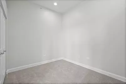 450 Village Center Drive #404, Burr Ridge, IL 60527 - Photo 13