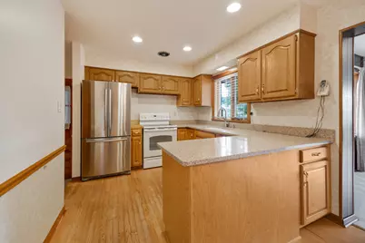 8059 W Leland Avenue, Norridge, IL 60706 - Photo 7