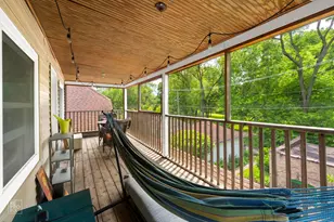 5736 N Virginia Ave, Chicago, IL 60659 - Photo 13
