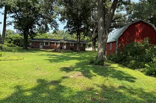 715 State St, Eldorado, IL 62930 - Photo 17
