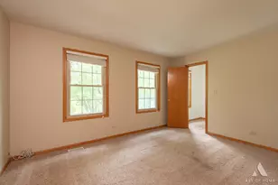 333 Brittany Trail, Elgin, IL 60120 - Photo 21