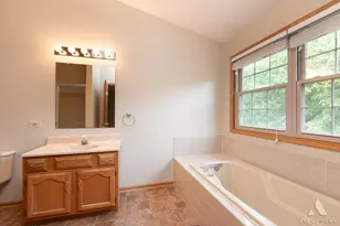 333 Brittany Trail, Elgin, IL 60120 - Photo 31
