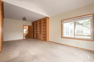 333 Brittany Trail, Elgin, IL 60120 - Photo 13