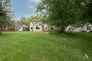 333 Brittany Trail, Elgin, IL 60120 - Photo 39
