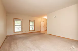 333 Brittany Trail, Elgin, IL 60120 - Photo 9