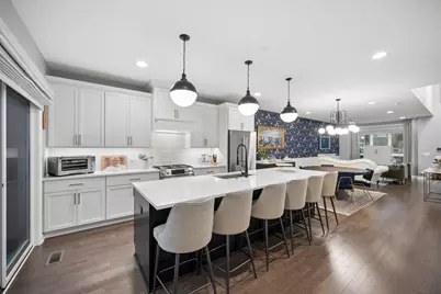 1279 Gateway Court, Northbrook, IL 60062 - Photo 9