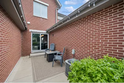 1279 Gateway Court, Northbrook, IL 60062 - Photo 25