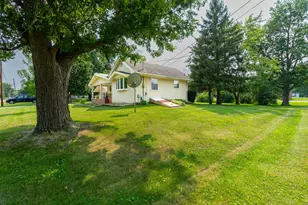214 NE 6th Ave, Galva, IL 61434 - Photo 35