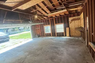 300 Hillcrest Ave, Rochelle, IL 61068 - Photo 13