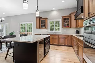 4037 Ashwood Park Ct, Naperville, IL 60564 - Photo 5