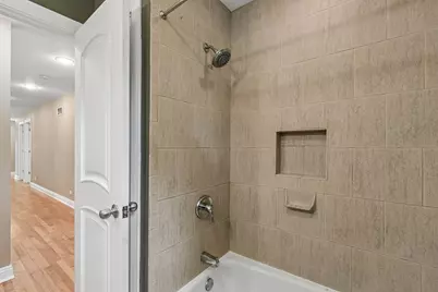 610 W Lonnquist Boulevard, Mount Prospect, IL 60056 - Photo 29