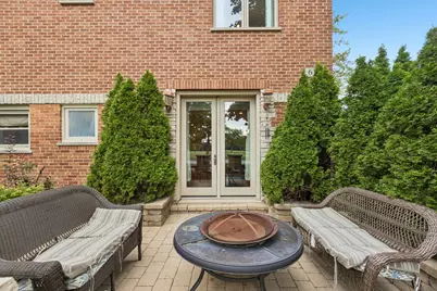 610 W Lonnquist Boulevard, Mount Prospect, IL 60056 - Photo 13