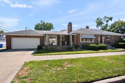 6939 N Francisco Avenue, Chicago, IL 60645 - Photo 1