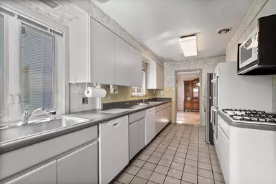 6939 N Francisco Avenue, Chicago, IL 60645 - Photo 7