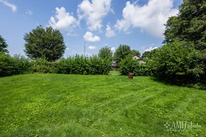 5187 E Center Street, Bourbonnais, IL 60914 - Photo 9