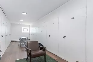 415 S Maple Ave, Oak Park, IL 60302 - Photo 11