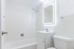 415 S Maple Ave, Oak Park, IL 60302 - Photo 5