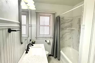 85 Wilcox Ave, Elgin, IL 60123 - Photo 11