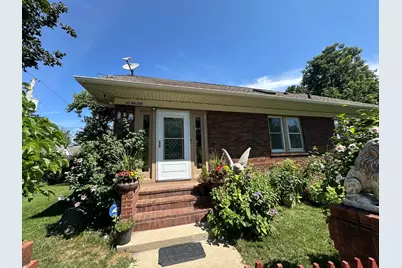 85 Wilcox Avenue, Elgin, IL 60123 - Photo 1