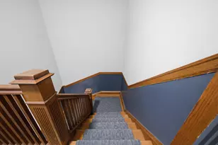 2442 W Wilson Ave, Chicago, IL 60625 - Photo 17